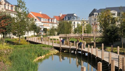 Le Plessis-Robinson Apartment | L'Escale du Trianon by Vyvea