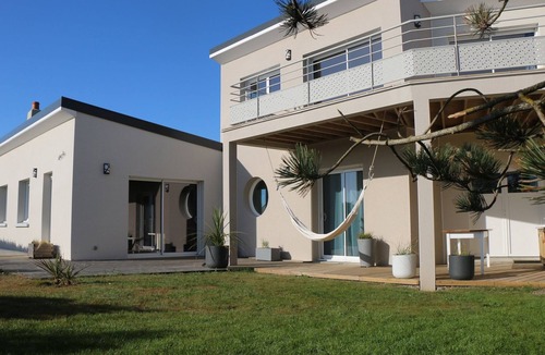 Bretteville-sur-Ay House | l'Escale dunes, Strände 20 Meter entfernt, Meerblick by Interhome