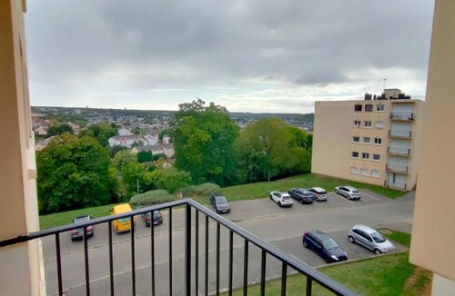 Evreux Apartment | L'Eure au Soleil Studio avec balcon, parking gratuit & Wi-Fi