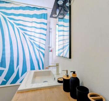 Saint-Denis Apartment | L'Hèd Hebergement