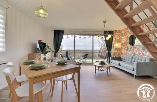 Sougeal House | L'horizon du mont