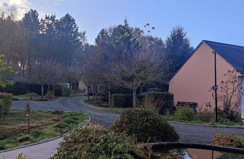 Chateau-l'Hermitage House | "L'oasis des pins" House 12 pers+ swimming pool 20mm from Le MANS