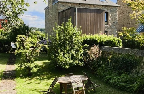 Lannion House | La Belle aux Volets Verts - Elegant house