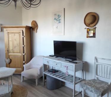 Ouistreham Apartment | La Belle Vie Ouistreham Riva Bella Résidence Hastings
