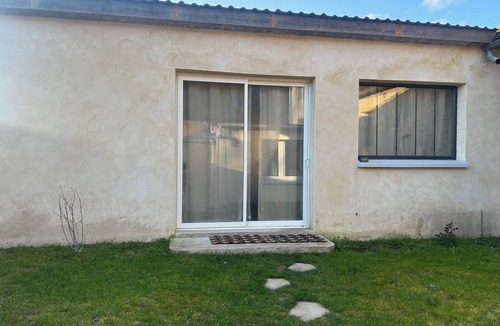 Saint-Georges-du-Rosay House | La bicyclette