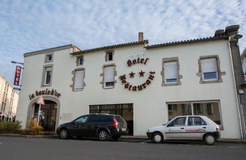Bressuire Hotel | La Boule d'Or