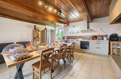 Saint-Aubin-des-Bois Bed & Breakfast | La Bourgerie