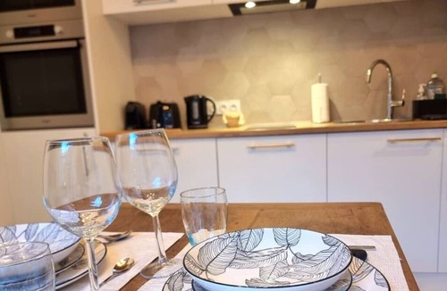 Honfleur Apartment | La Cabane de Champlain | Terrace | City Center | 2 Guests