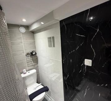 Saint-Gereon Apartment | La cache cache