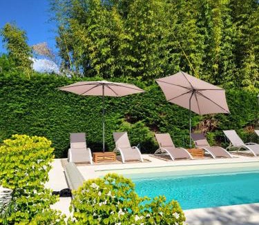 Rigny-Usse Bed & Breakfast | La Cale de la Clauderie
