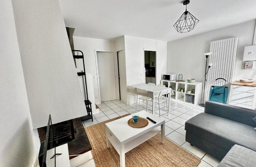 Courseulles-sur-Mer Apartment | La Casita, triplex avec jardin proche du centre