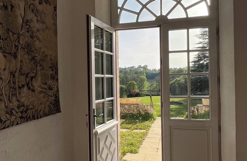 Saint-Jean-d'Eyraud House | La chartreuse de Caville, swimming pool & nature