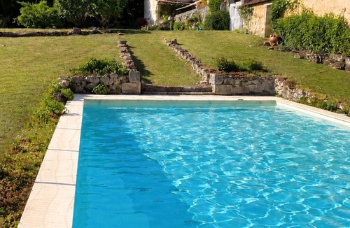 Saint-Jean-d'Eyraud House | La chartreuse de Caville, swimming pool & nature