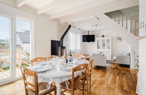 Saint-Lunaire House | La Colombe by Interhome