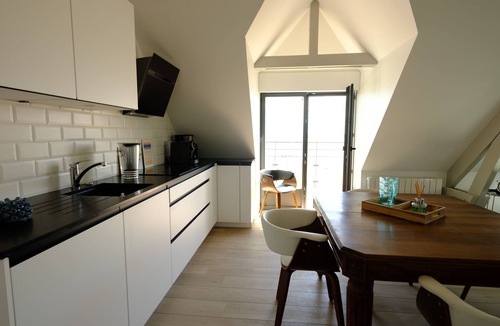 Reville Apartment | La Dunette, a southern balcony facing the sea