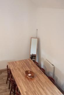 Soulge-sur-Ouette House | La Giraudière avec climatiseur 2 à 4 personnes