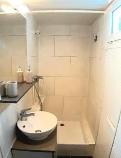 Nord - Gare Apartment | La Glacière - Studio cosy pour 2 - Maison naturellement fraîche