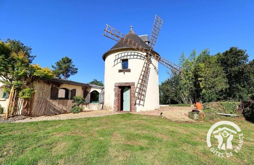 Orgeres House | La grande maison et le moulin de la chicane