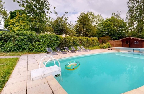Hambye Cottage | La Longère 1750 30pers Hambye, piscine grand jardin