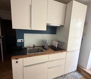 Madeleine-Champ de Mars Apartment | La Madeleine