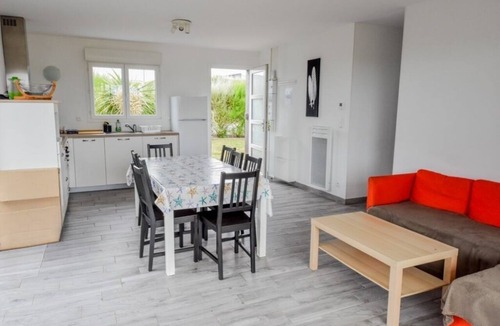 Les Moitiers-d'Allonne House | LA MAISON DES DUNES, sleeps 7, near the sea