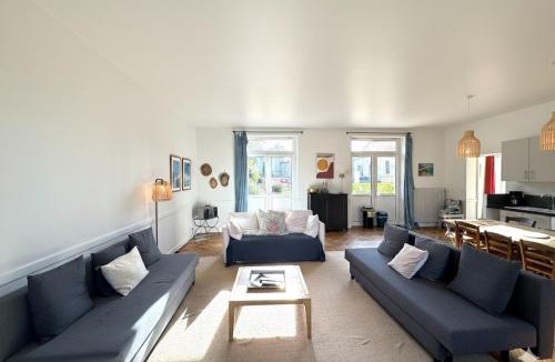 Sevigny House | La Maison de Charme - Famille - Vaste jardin - Campagne