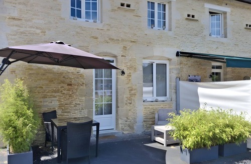 Breville-les-Monts House | La Maison de Gabriel – Pays d'Auge Guest Room