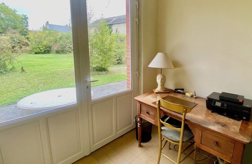 Le Merlerault Cottage | La Maison Louisette: space and calm for couples, families or friends