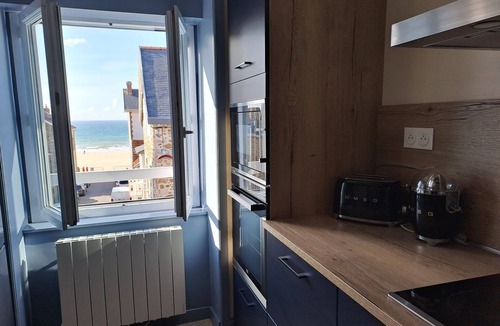Pleneuf-Val-Andre Apartment | La Manival - Appartement à 50 m de la plage