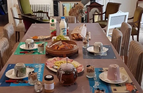 Coutances House | La Miséricorde-Deluxe room with kids room