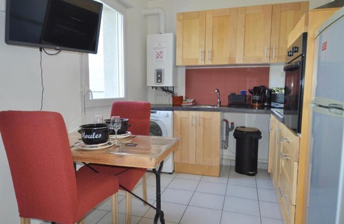 Courseulles-sur-Mer Apartment | La Patoune - Jardin - 50m de la plage - Wifi - Parking