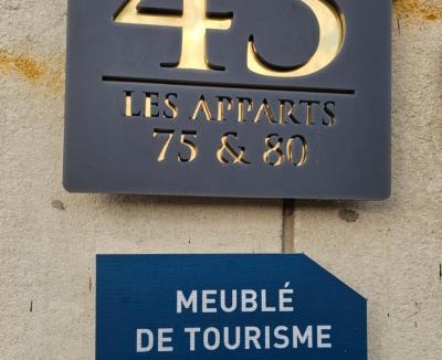 Chatellerault Apartment | La Petite Forge - Quai 75 & Quai 80