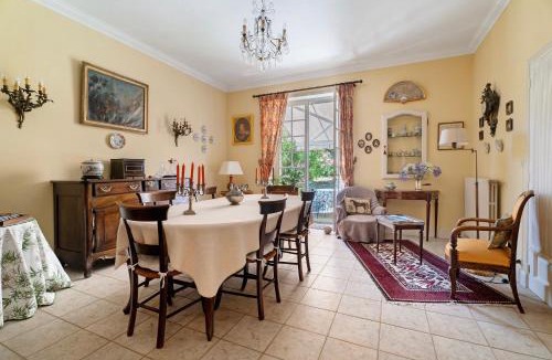 Saint-Malo Bed & Breakfast | La Petite Ville Mallet