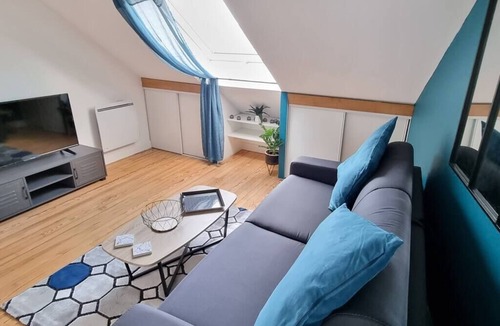 Republique Apartment | La Résidence Kméléon - Residence K-Méléon in the heart of town for 23 people