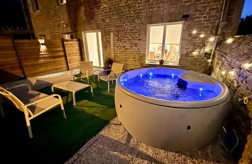 Annoville House | La Sparenthese avec spa privatif proche des plages