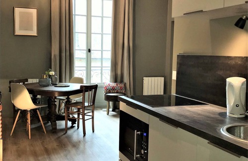Dinan Apartment | La suite-Apartment-Ensuite