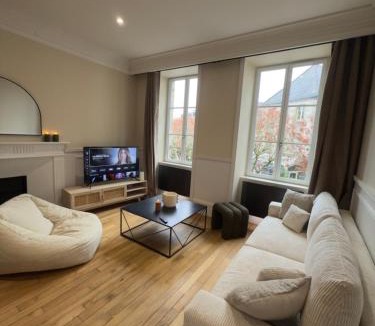 Gueret Apartment | La Suite Haussman