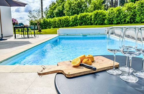 Baden House | La Tour Bourgerel avec piscine by Interhome