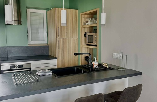 Saint-Regnobert-de-la-Cote-de-Nacre Apartment | La Tourelle - Balcon vue mer et Terrasse Plein sud