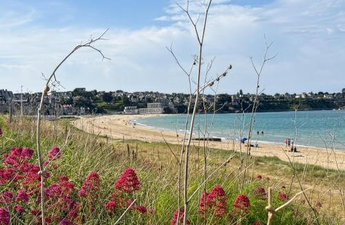 Saint-Cast-le-Guildo Villa | La Villa Émeraude - Jardin & Plages à 900m