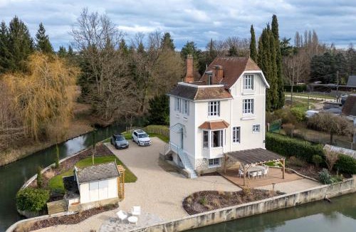 Olivet Villa | La Villa des Coccinelles