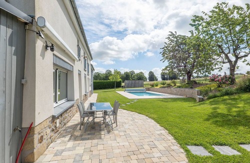 Guitte House | La Ville Barbier - Belle maison avec piscine