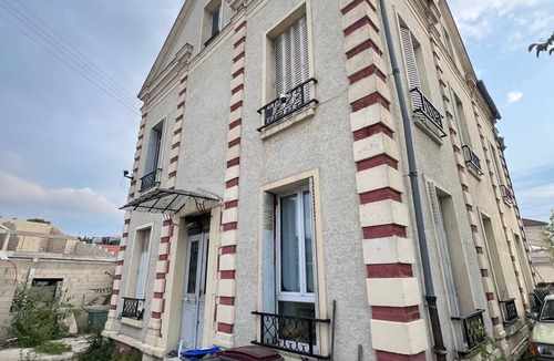 Argenteuil House | Large 250 m² house with secure private parking - Argenteuil, near Paris
