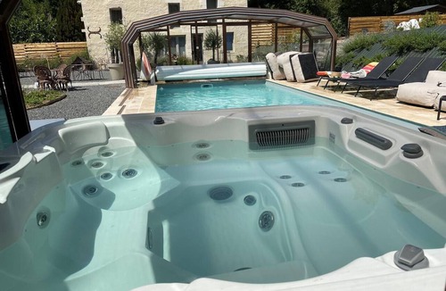 Le Bourg-Saint-Leonard Cottage | Large duplex, pets allowed - 8/10 guests