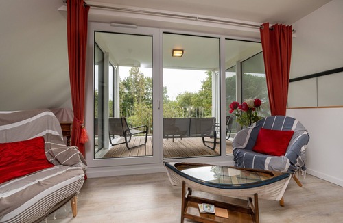 Saint-Jacques Villa | Large Seaside House with Private Terrace and Garden