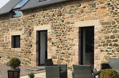Erquy Villa | Large stone house, very quiet, close to beaches and hiking trail