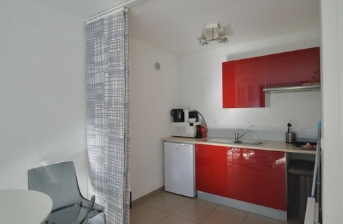 Bayeux Apartment | Le botanique, outdoor studio with wifi