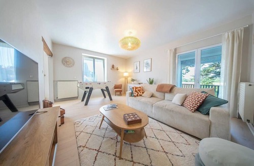 Lanester House | Le calme de la campagne en ville -Maison familiale