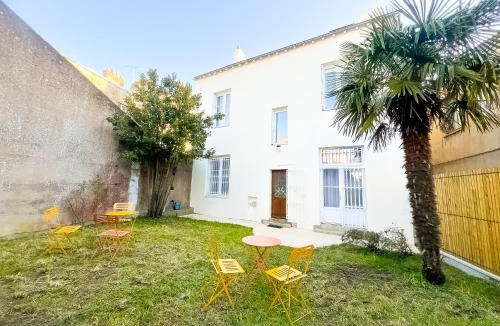 Saint-Nazaire Apartment | Le Camélia - T2 à100m Plage, cœur du commando