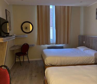 Poix-de-Picardie Hotel | Le Cardinal